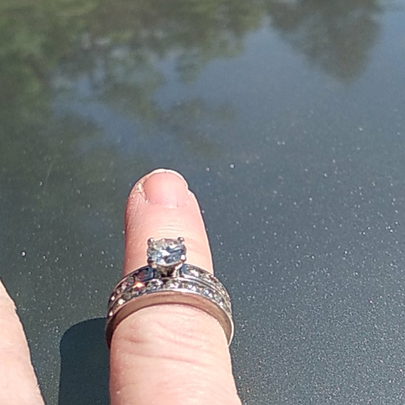 925 sterling silver clear gemstones wedding set - Picture 7 of 7